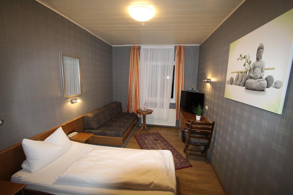 Hotel Charlottenhof Messel Exteriér fotografie